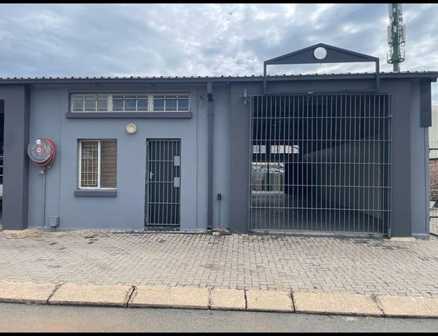INDUSTRIAL PROPERTY TO RENT IN HENNOPSPARK